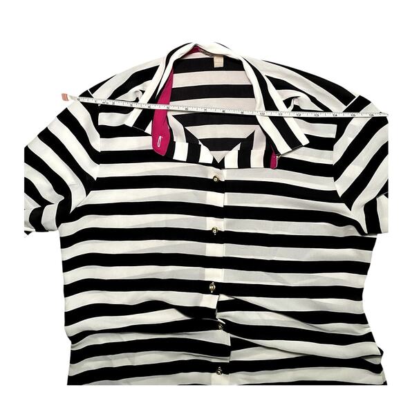 Banana Republic Black & White Striped Button Down Shirt - Picture 10 of 14